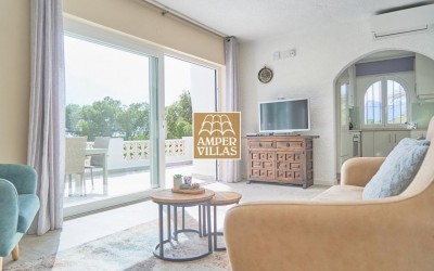  Cozy villa with lovely views of the sea and Altea.
